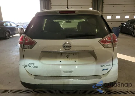 2014 Nissan Rogue S z USA, uszkodzony, nr VIN 5N1AT2MV7EC819781
